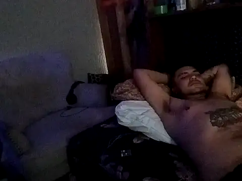 Snapshot of KeptupHack chatting on December 2025 10:30:02 PM KeptupHack online show from December 2025 10:30:02 PM