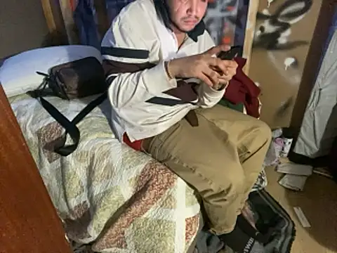 Snapshot of KeptupHack chatting on December 2025 05:34:01 AM KeptupHack online show from December 2025 05:34:01 AM