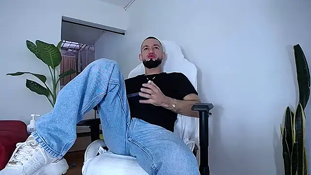 diamond black00 online show from October 2025 09:48:02 PM