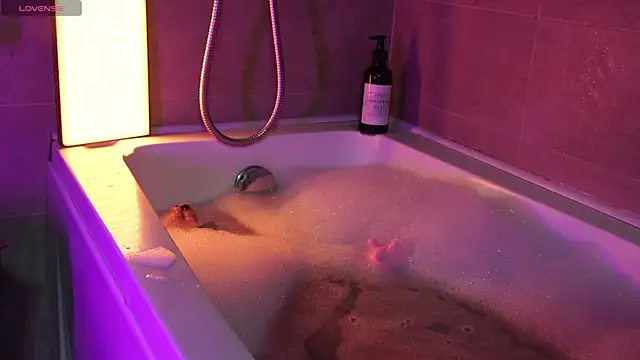 Yourlittledemon online show from December 2024 07:24:02 PM