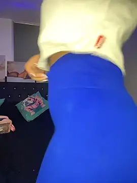 Snapshot of doll_celeste20 chatting on February 2026 12:11:02 AM doll celeste20 online show from February 2026 12:11:02 AM