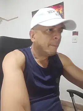 Snapshot of latinmartin73 chatting on November 2025 08:02:02 PM latinmartin73 online show from November 2025 08:02:02 PM