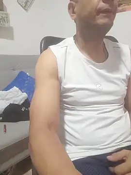 Snapshot of latinmartin73 chatting on December 2025 02:15:01 PM latinmartin73 online show from December 2025 02:15:01 PM