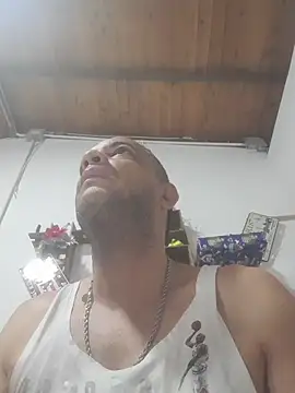 Snapshot of latinmartin73 chatting on December 2025 01:52:02 PM latinmartin73 online show from December 2025 01:52:02 PM