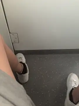 jovenestraviesos online show from February 2026 07:10:02 PM