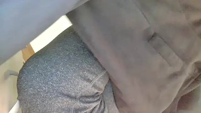 huzi518 online show from March 2025 03:06:01 AM