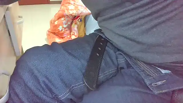 huzi518 online show from March 2025 09:53:02 PM