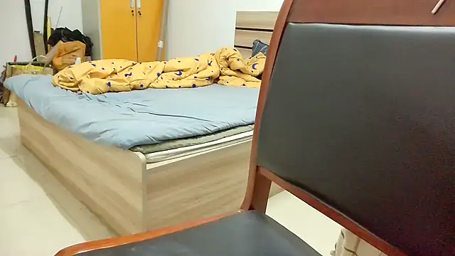 huzi518 online show from October 2025 02:15:01 PM