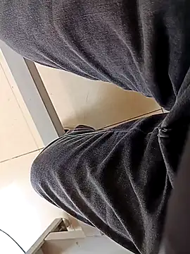 huzi518 online show from October 2025 02:11:02 AM