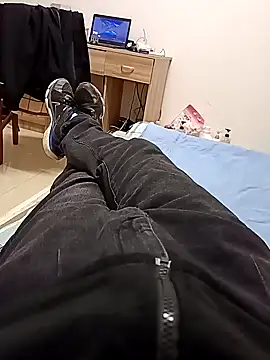 huzi518 online show from December 2025 09:14:01 AM