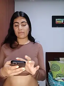 miakhalifaaa  online show from July 2026 11:53:02 PM