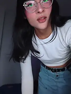 Kiitygirl online show from July 2026 10:16:02 PM