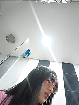 Kiitygirl online show from July 2026 07:04:02 AM