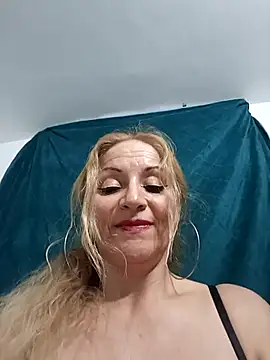 Snapshot of Fenix_528 chatting on December 2024 11:29:02 AM Fenix 528 online show from December 2024 11:29:02 AM