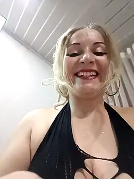 Snapshot of Fenix_528 chatting on November 2025 12:09:02 AM Fenix 528 online show from November 2025 12:09:02 AM