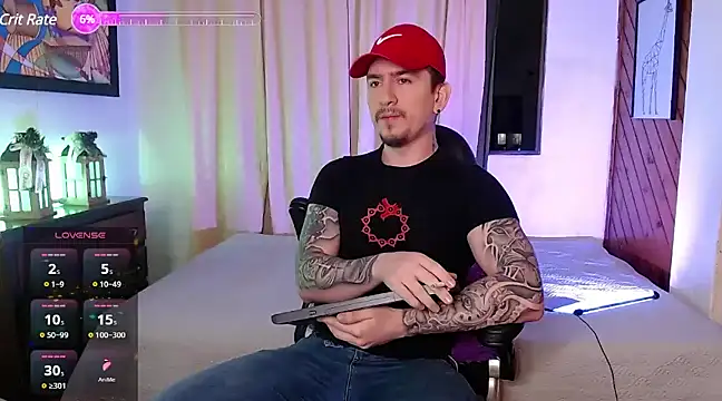 Snapshot of steventeylor chatting on March 2025 12:00:02 AM steventeylor online show from March 2025 12:00:02 AM