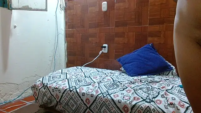 Mia brunette26 online show from February 2025 02:18:01 AM