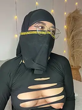 Maisa issa online show from February 2025 04:56:02 PM