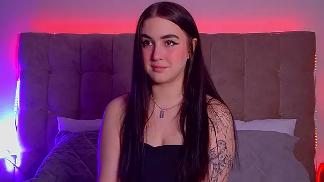 ChristinaMilton online show from March 2025 06:23:01 PM