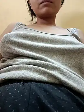 Snapshot of Sanaya_7 chatting on February 2025 09:54:01 AM Sanaya 7 online show from February 2025 09:54:01 AM