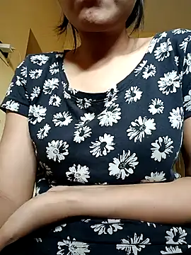 Snapshot of Sanaya_7 chatting on February 2025 08:13:02 AM Sanaya 7 online show from February 2025 08:13:02 AM