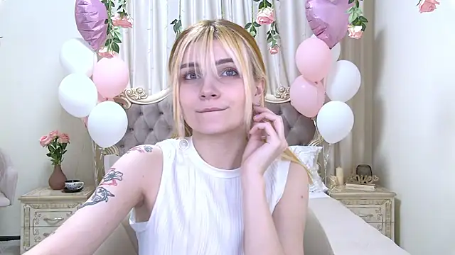 KellyStone online show from February 2025 02:15:02 AM