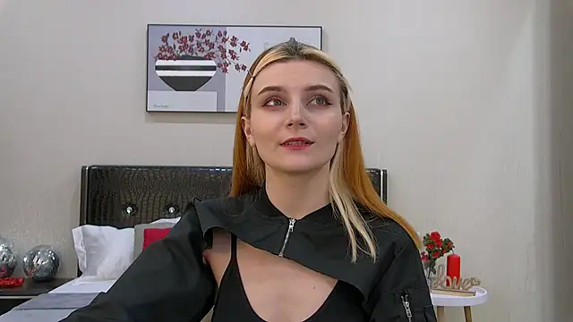 KellyStone online show from March 2025 08:32:01 AM