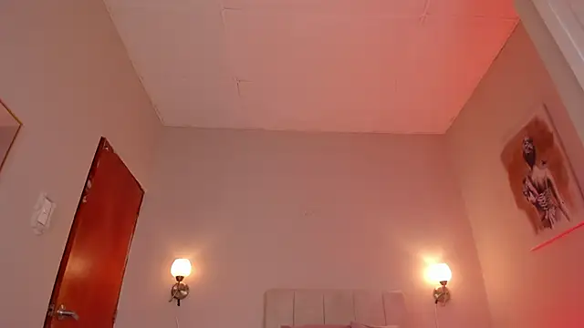 Snapshot of dani_skinny_ chatting on February 2025 11:53:01 AM dani skinny online show from February 2025 11:53:01 AM