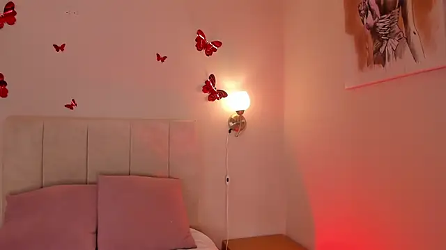 Snapshot of dani_skinny_ chatting on March 2025 06:07:01 PM dani skinny online show from March 2025 06:07:01 PM