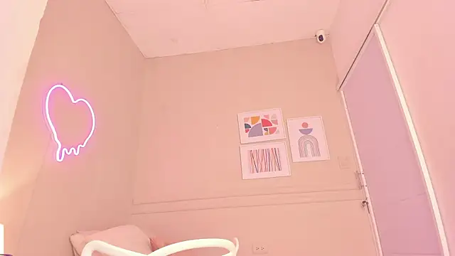Snapshot of dani_skinny_ chatting on November 2025 11:51:02 AM dani skinny online show from November 2025 11:51:02 AM