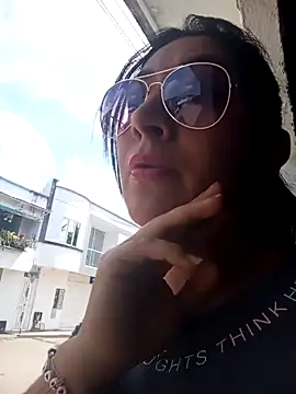 ELISA 90 online show from January 2025 03:58:01 PM