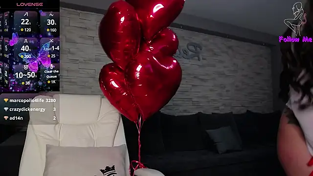 VictoriaMazze online show from February 2025 04:00:02 AM