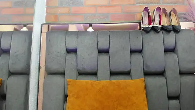 Snapshot of JESSYCORTES chatting on October 2025 02:14:01 PM JESSYCORTES online show from October 2025 02:14:01 PM