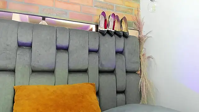 Snapshot of JESSYCORTES chatting on October 2025 02:37:01 PM JESSYCORTES online show from October 2025 02:37:01 PM