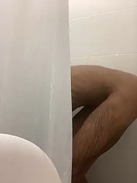 Snapshot of Lucascacaca chatting on December 2024 09:30:02 PM Lucascacaca online show from December 2024 09:30:02 PM