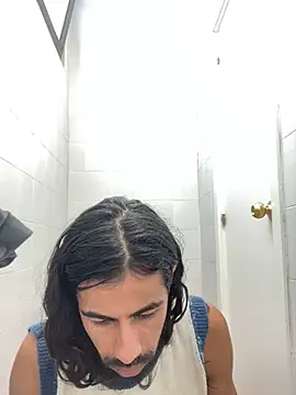 Snapshot of Lucascacaca chatting on December 2024 08:22:01 AM Lucascacaca online show from December 2024 08:22:01 AM