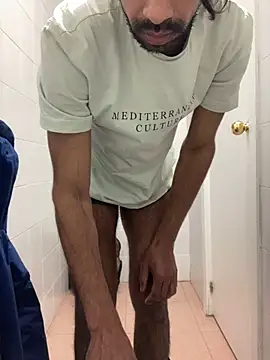 Snapshot of Lucascacaca chatting on December 2024 06:46:02 PM Lucascacaca online show from December 2024 06:46:02 PM