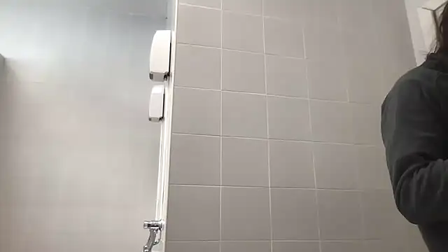 Snapshot of Lucascacaca chatting on December 2024 08:57:02 AM Lucascacaca online show from December 2024 08:57:02 AM