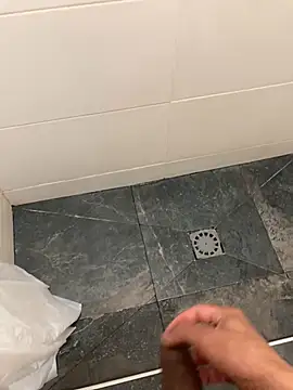 Snapshot of Lucascacaca chatting on January 2025 09:20:01 PM Lucascacaca online show from January 2025 09:20:01 PM