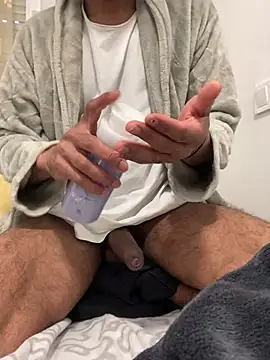 Snapshot of Lucascacaca chatting on January 2025 04:02:02 PM Lucascacaca online show from January 2025 04:02:02 PM