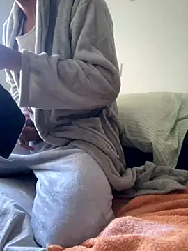 Snapshot of Lucascacaca chatting on December 2025 01:28:02 PM Lucascacaca online show from December 2025 01:28:02 PM