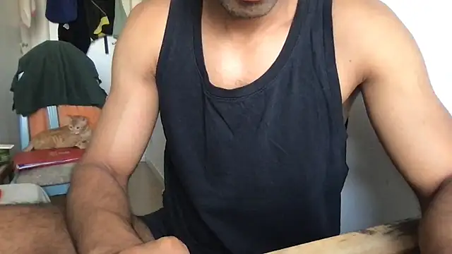 Lucascacaca online show from July 2026 02:05:02 PM