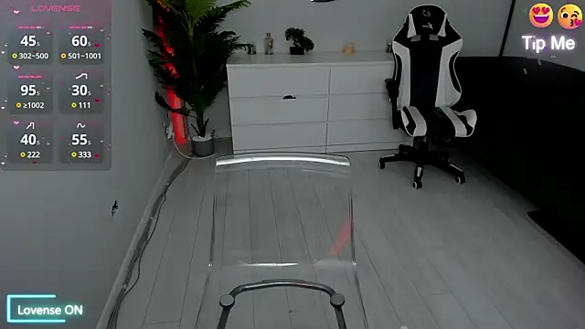 Snapshot of Jessy_Cruz chatting on December 2024 05:04:01 AM Jessy Cruz online show from December 2024 05:04:01 AM