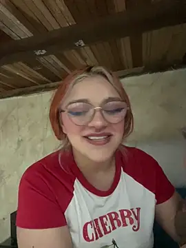 SophiaWeestt99 online show from November 2025 02:55:01 AM