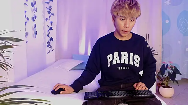 Tommyfoxboy online show from January 2025 03:55:01 PM