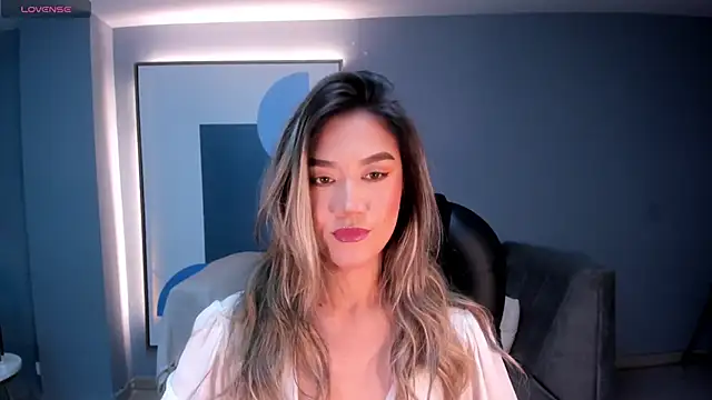 Snapshot of RebeccaHudson chatting on February 2025 11:25:02 PM RebeccaHudson online show from February 2025 11:25:02 PM