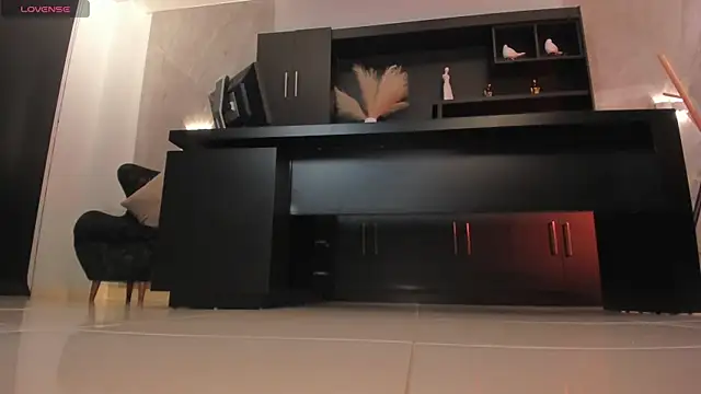 Snapshot of RebeccaHudson chatting on February 2025 09:20:02 AM RebeccaHudson online show from February 2025 09:20:02 AM