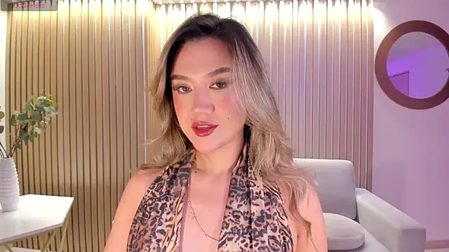 Snapshot of RebeccaHudson chatting on September 2025 11:10:01 AM RebeccaHudson online show from September 2025 11:10:01 AM