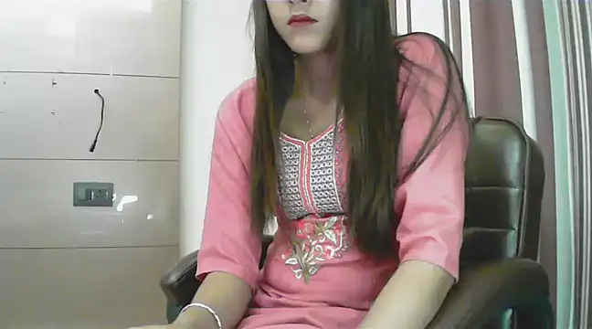 Snapshot of collage_hoty chatting on March 2025 11:38:01 PM collage hoty online show from March 2025 11:38:01 PM