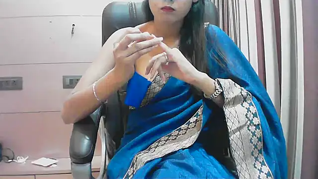 Snapshot of collage_hoty chatting on September 2025 04:40:02 PM collage hoty online show from September 2025 04:40:02 PM